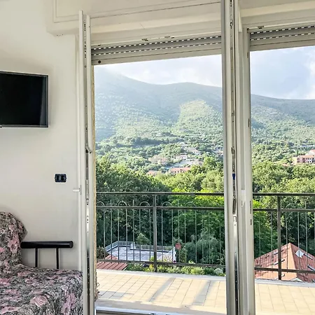 Tra Le Onde By Interhome * Ceriale