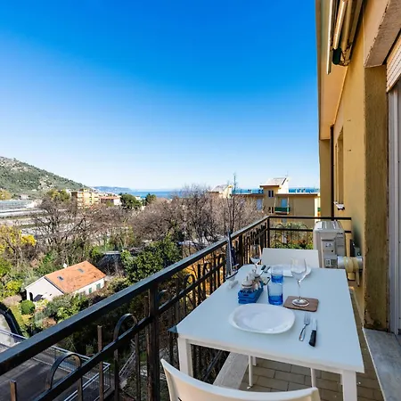 Tra Le Onde By Interhome Ceriale